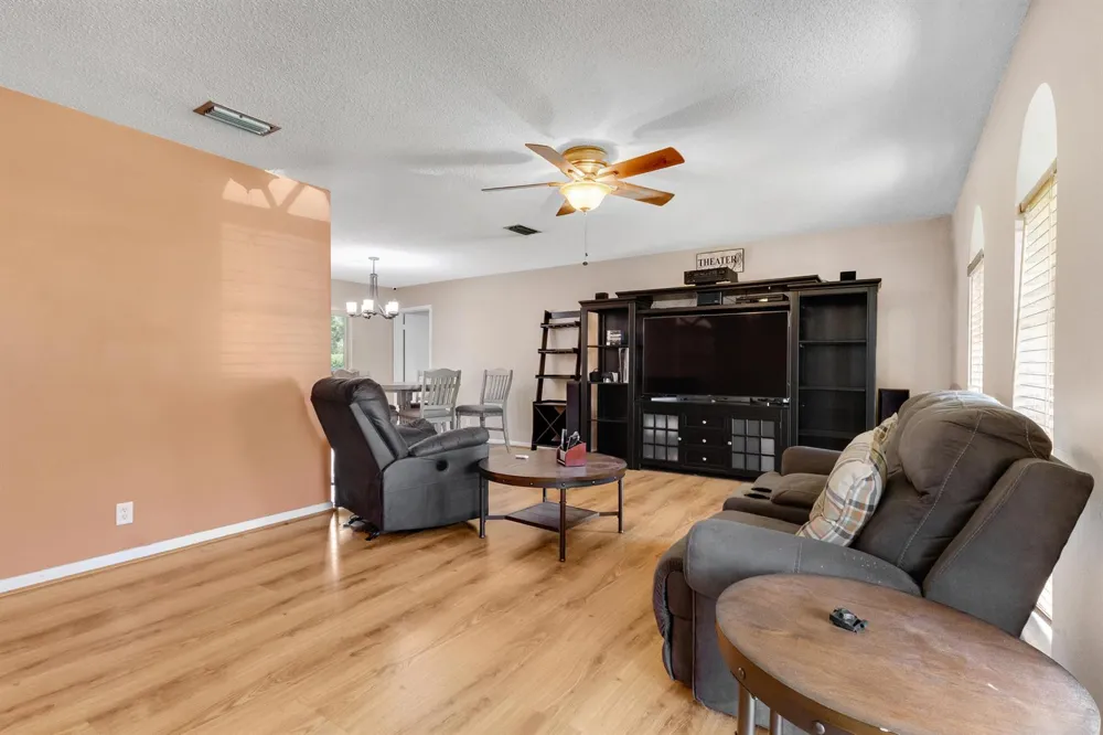 10875 NW 40th Street Coral Springs, FL 33065