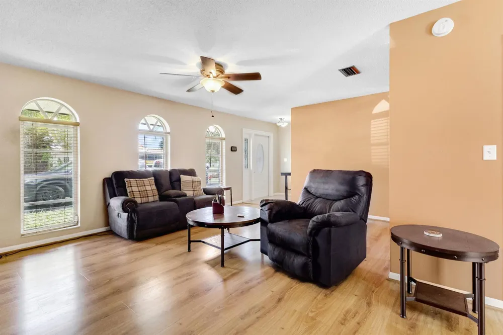10875 NW 40th Street Coral Springs, FL 33065