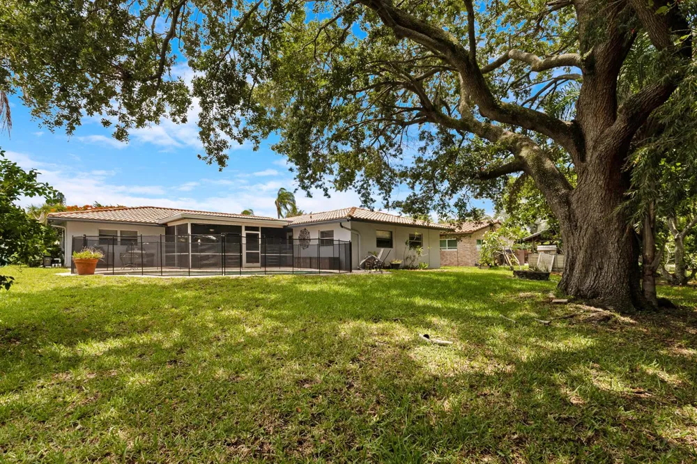 10875 NW 40th Street Coral Springs, FL 33065
