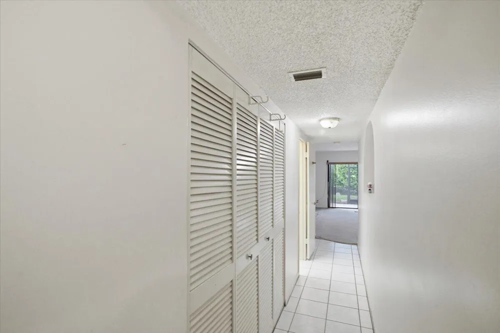 275 Jacaranda Drive Plantation, FL 33324