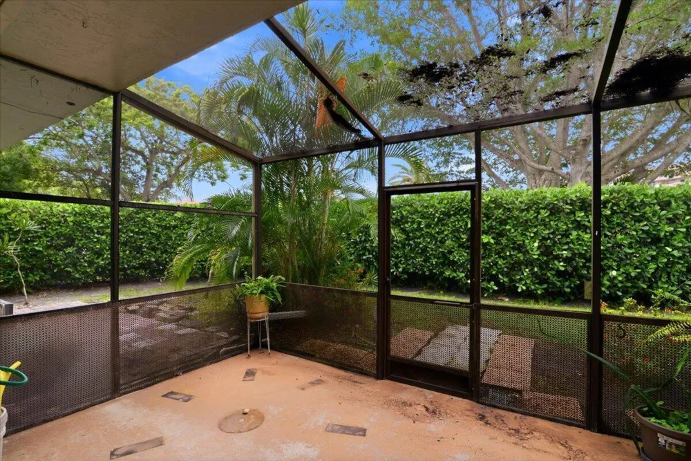 275 Jacaranda Drive Plantation, FL 33324