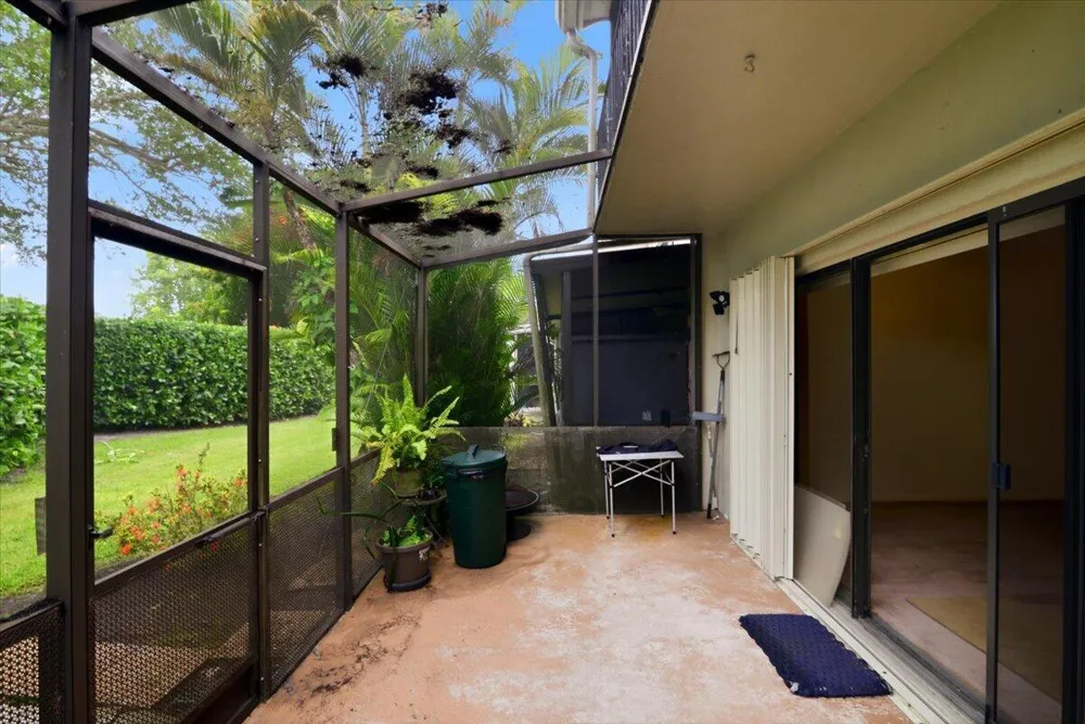 275 Jacaranda Drive Plantation, FL 33324