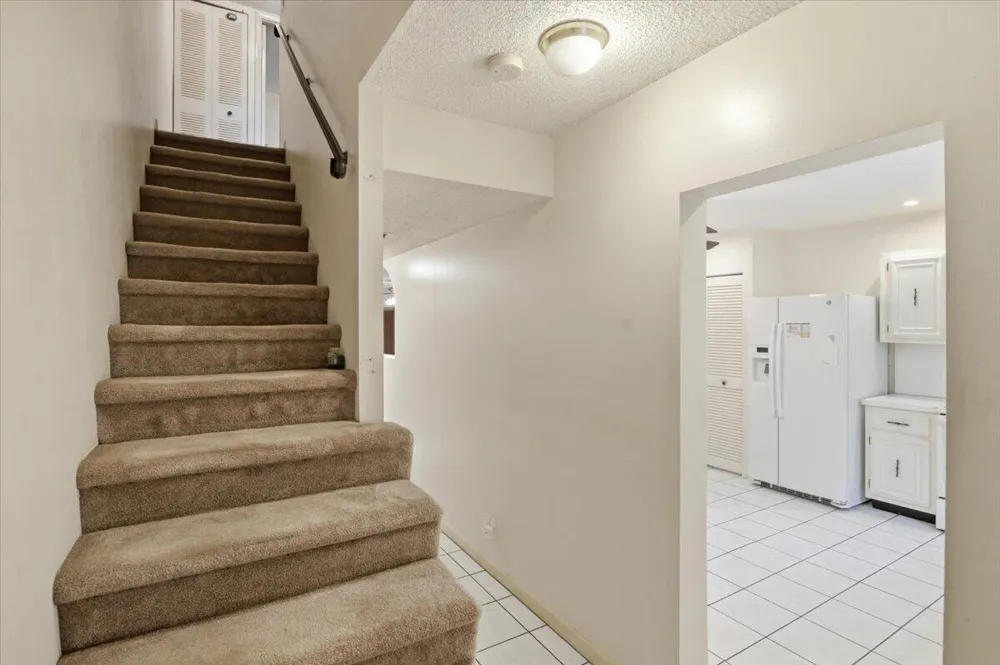 275 Jacaranda Drive Plantation, FL 33324