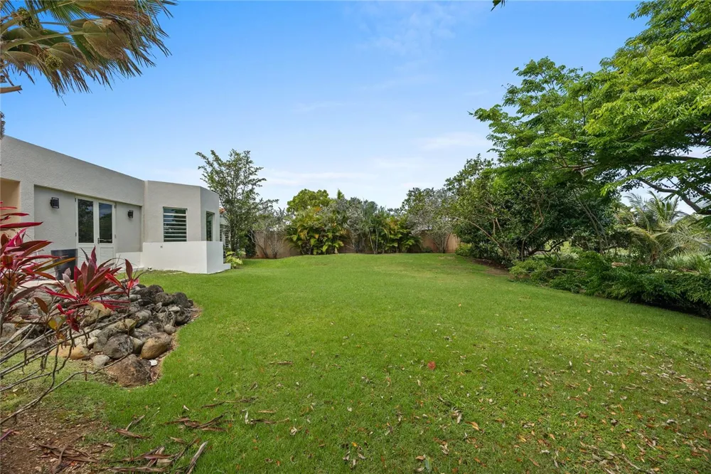 403 CAMINO DE LOS JOBANES Dorado, PR 00646