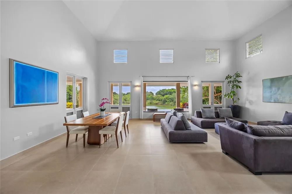 403 CAMINO DE LOS JOBANES Dorado, PR 00646