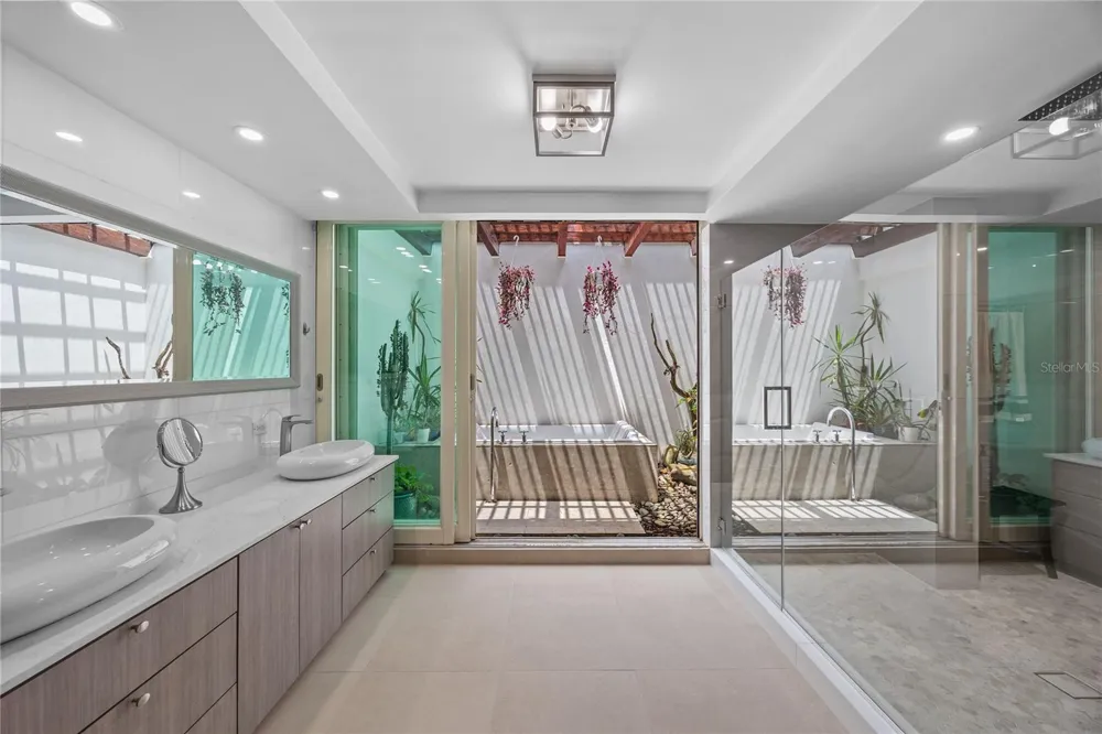 403 CAMINO DE LOS JOBANES Dorado, PR 00646