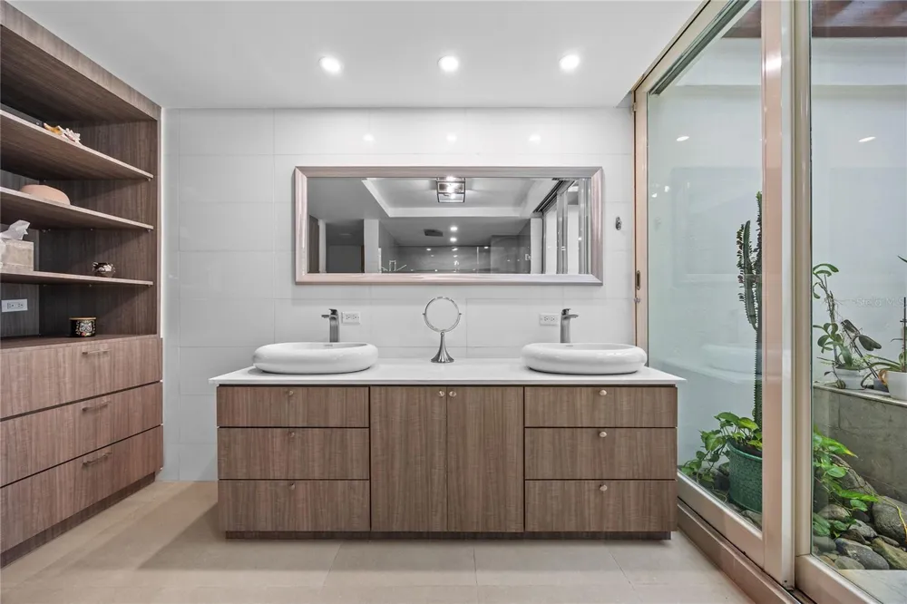 403 CAMINO DE LOS JOBANES Dorado, PR 00646