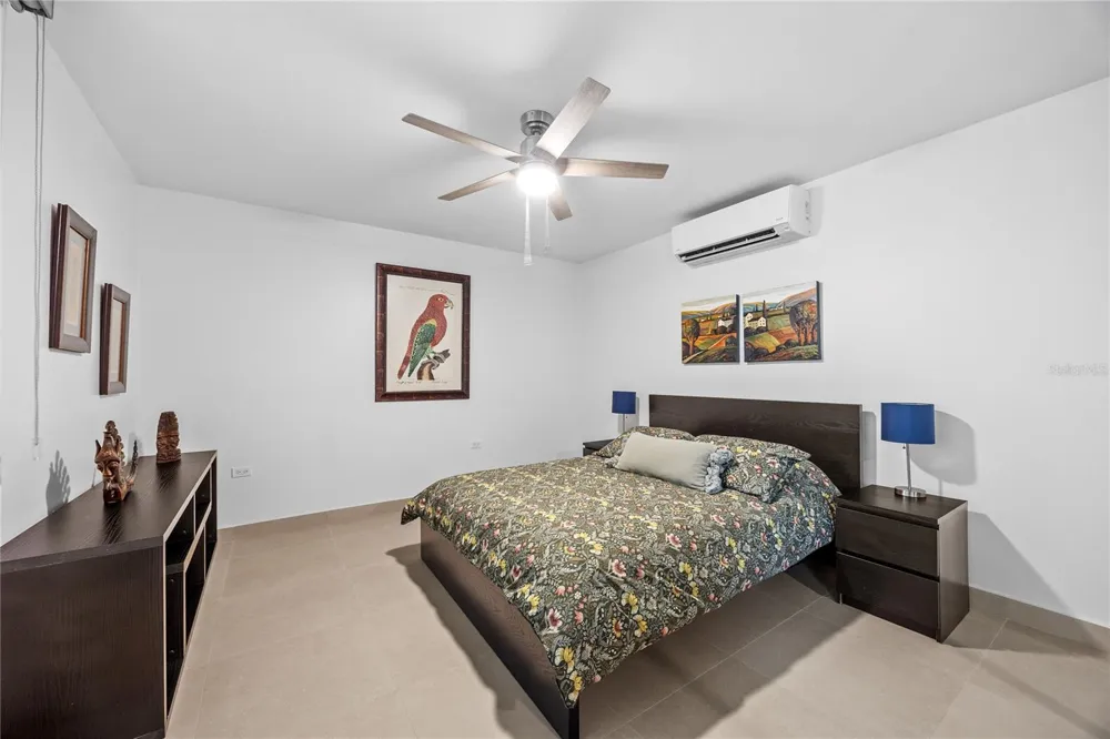 403 CAMINO DE LOS JOBANES Dorado, PR 00646
