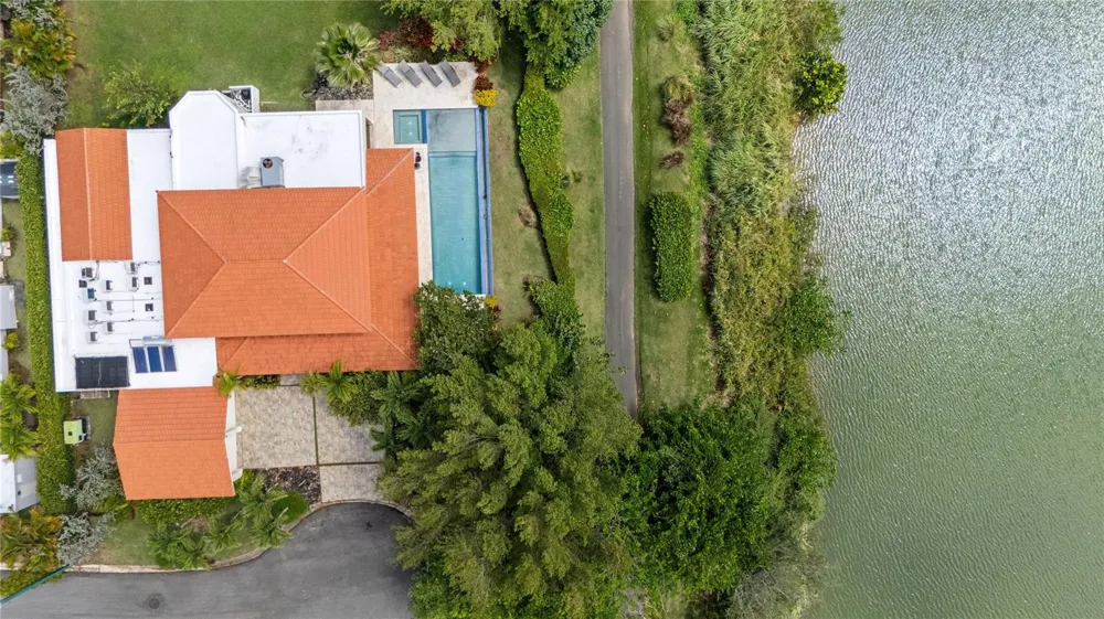 403 CAMINO DE LOS JOBANES Dorado, PR 00646