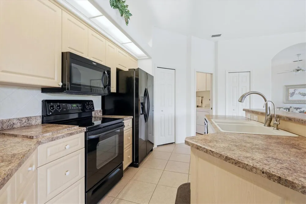 3175 VILLAGE LANE Port Charlotte, FL 33953