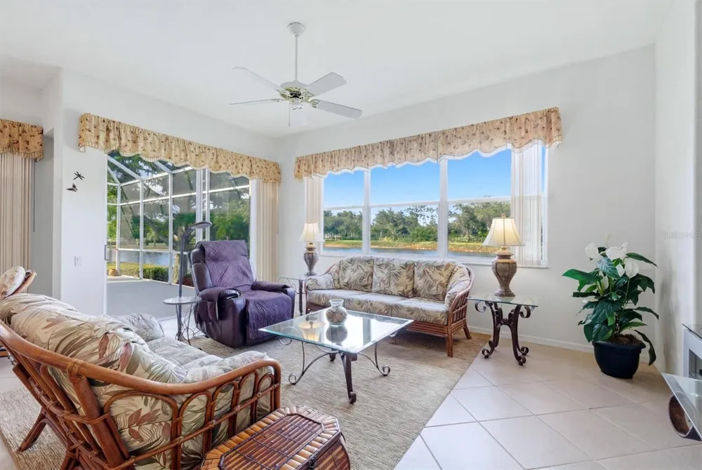 3175 VILLAGE LANE Port Charlotte, FL 33953