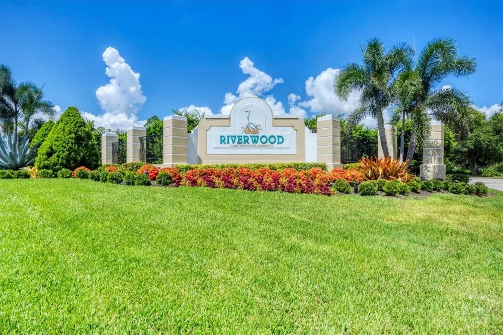 3175 VILLAGE LANE Port Charlotte, FL 33953