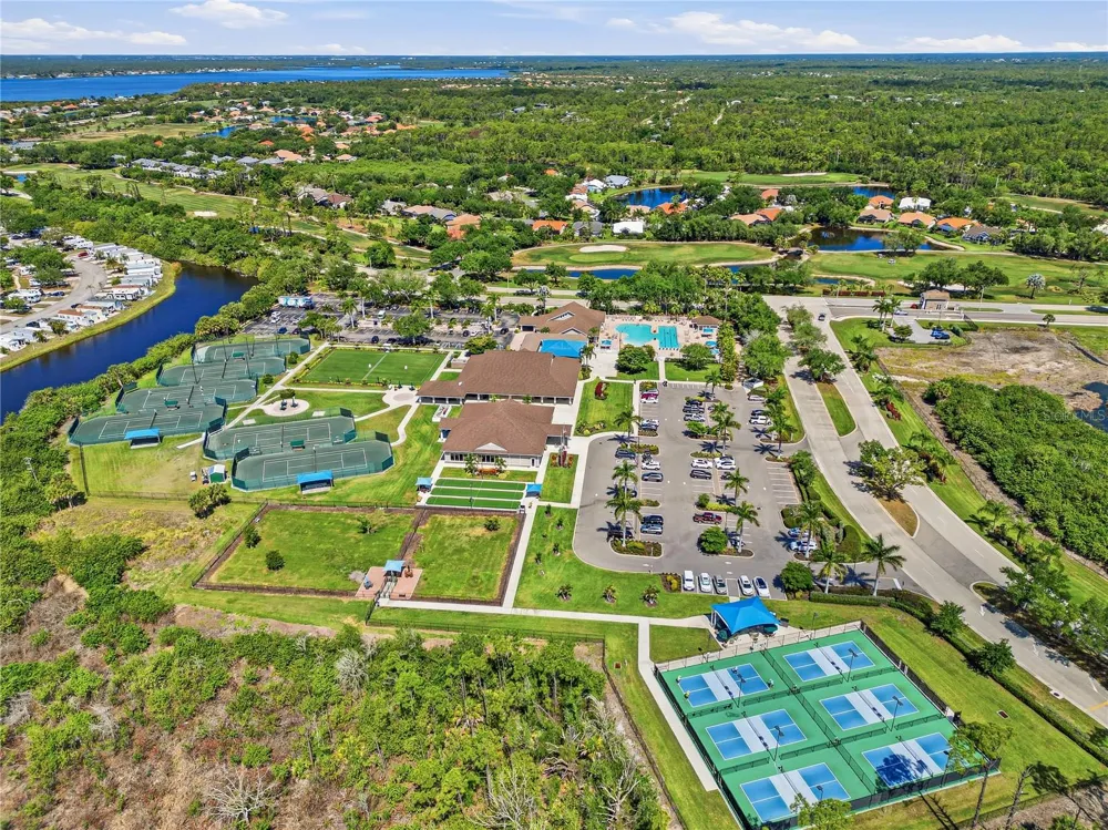 3175 VILLAGE LANE Port Charlotte, FL 33953