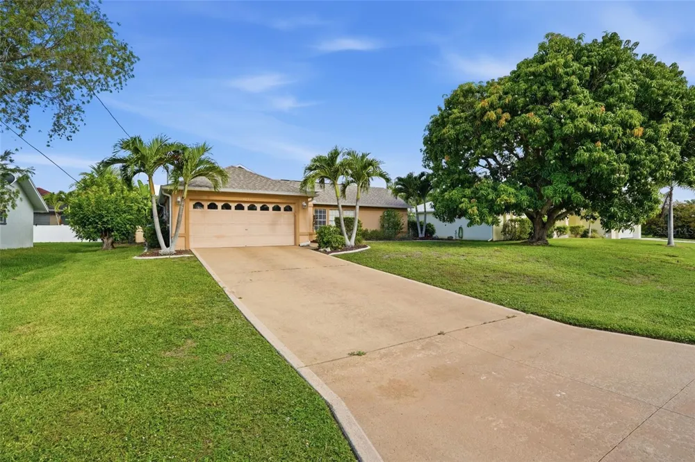 4934 SW 20TH PLACE Cape Coral, FL 33914
