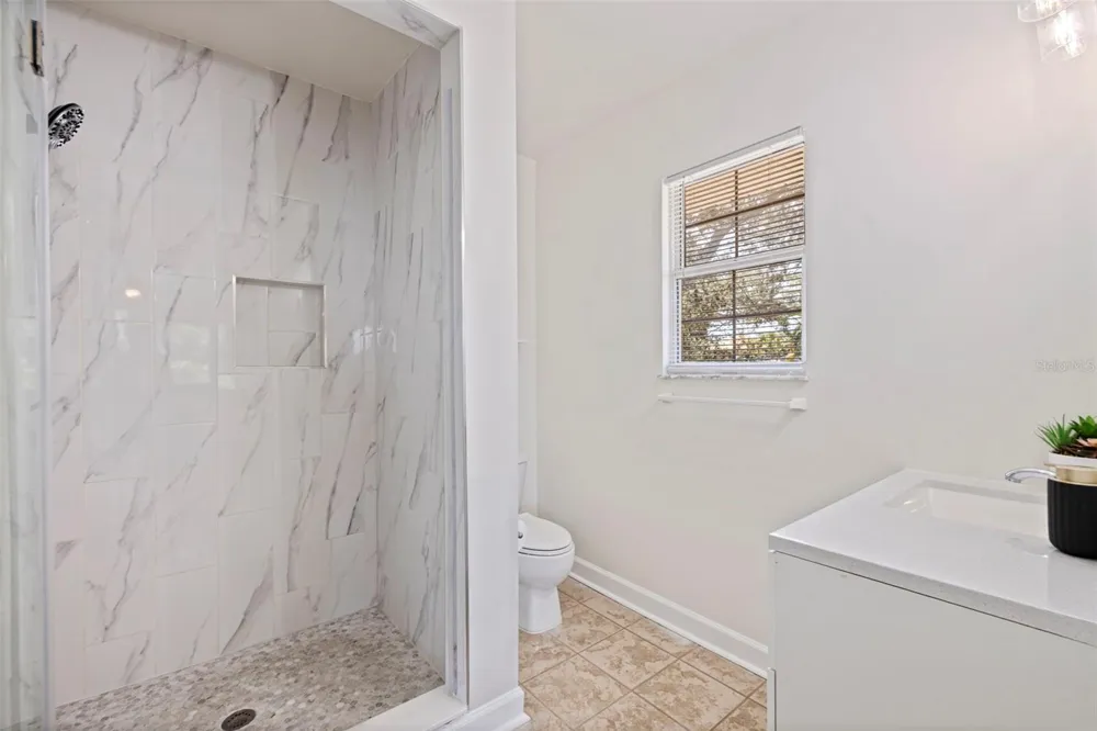 1470 28TH AVENUE St Petersburg, FL 33704
