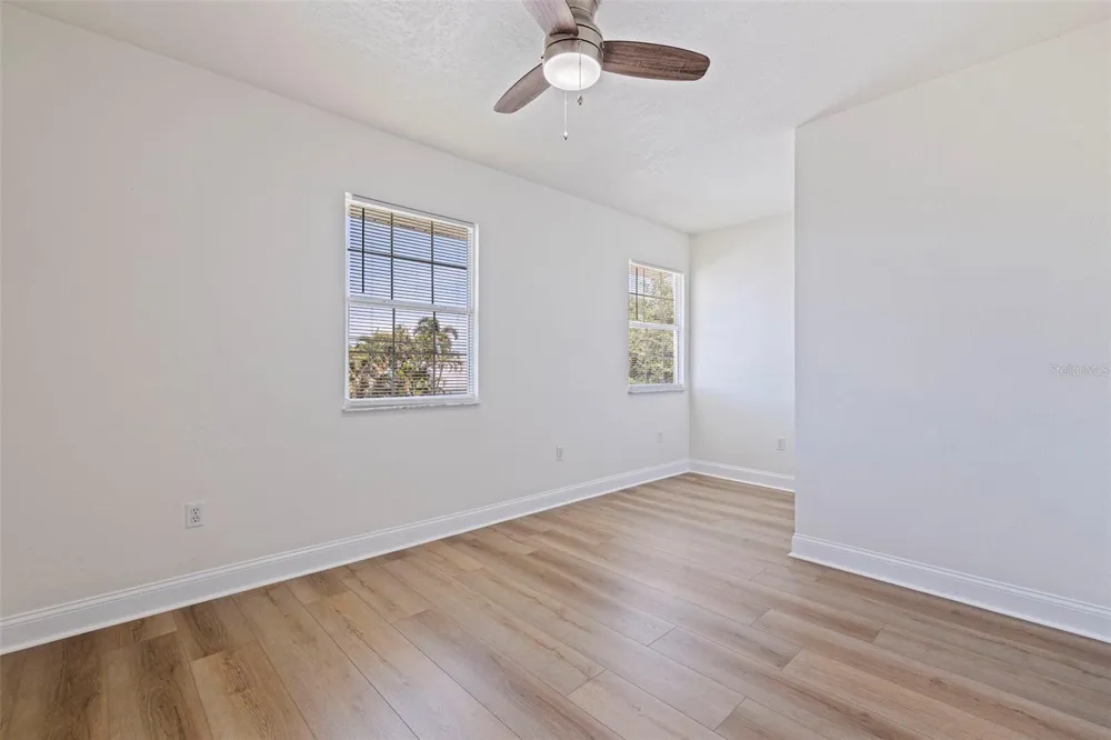 1470 28TH AVENUE St Petersburg, FL 33704