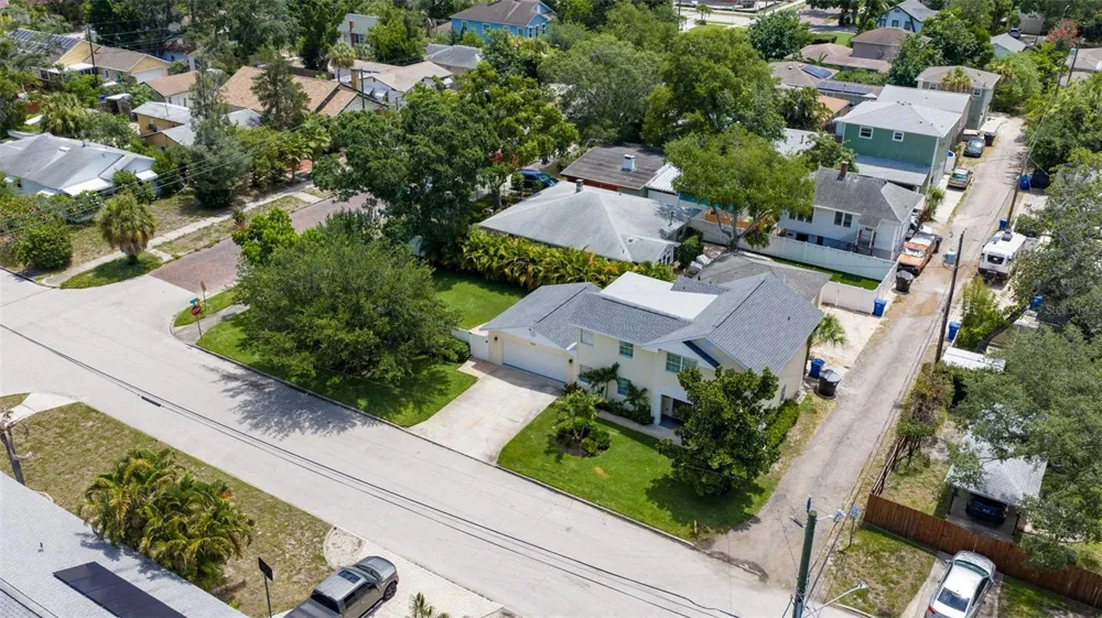 1470 28TH AVENUE St Petersburg, FL 33704