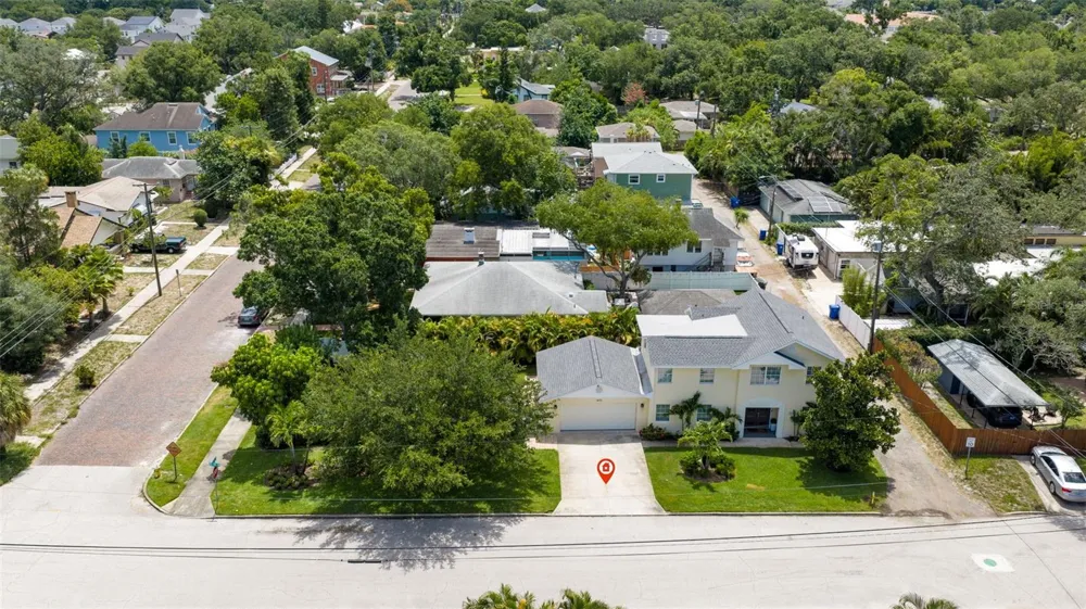1470 28TH AVENUE St Petersburg, FL 33704