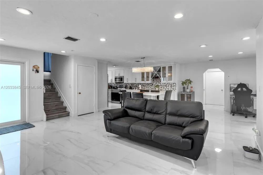 979 NW 126th Path Miami, FL 33182