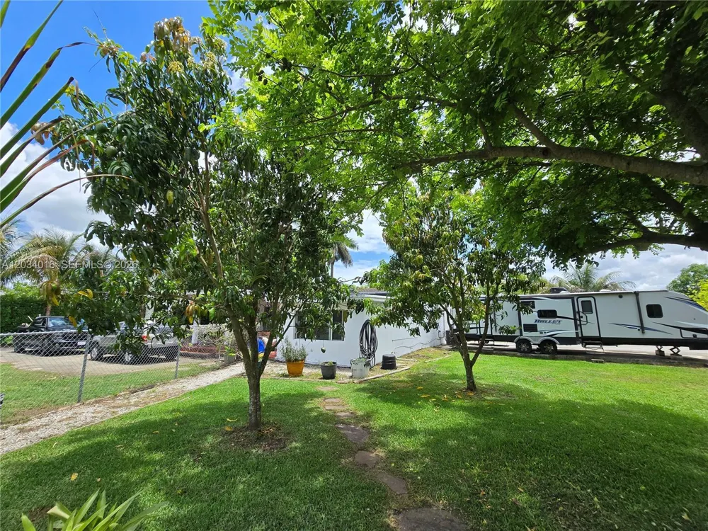 20595 SW 190th St Miami, FL 33187