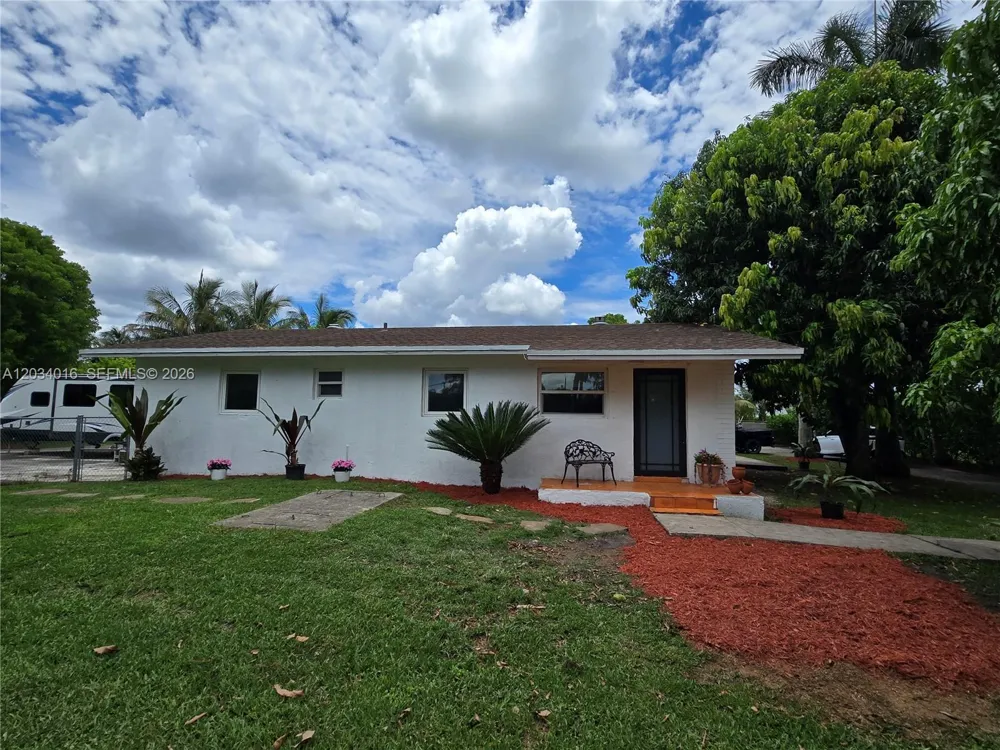 20595 SW 190th St Miami, FL 33187