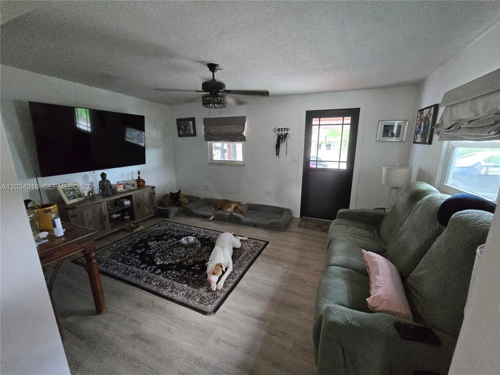 20595 SW 190th St Miami, FL 33187