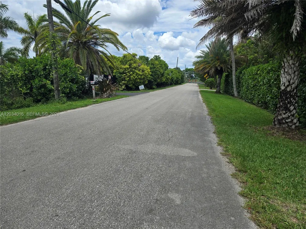 20595 SW 190th St Miami, FL 33187