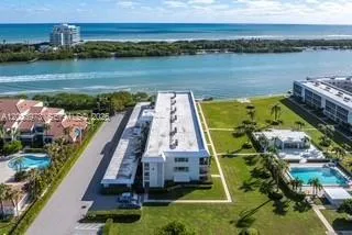 100 Waterway Rd #A306 Tequesta, FL 33469