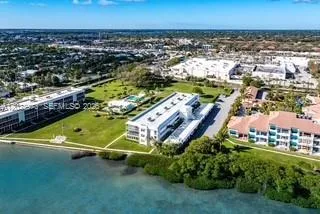 100 Waterway Rd #A306 Tequesta, FL 33469