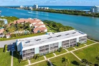100 Waterway Rd #A306 Tequesta, FL 33469