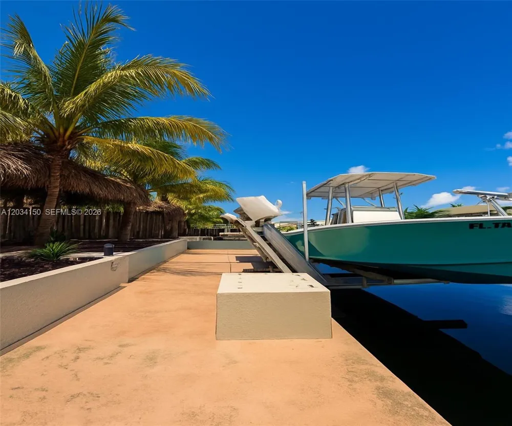 136 Marina Ave #East Key Largo, FL 33037