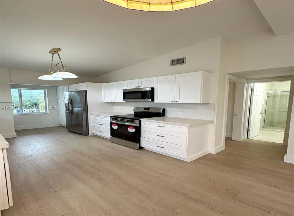 136 Marina Ave #East Key Largo, FL 33037