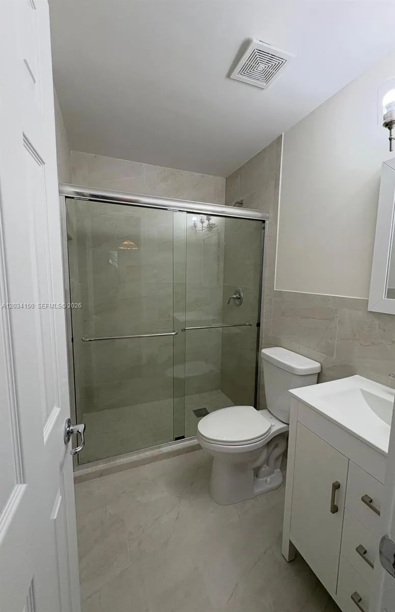 136 Marina Ave #East Key Largo, FL 33037