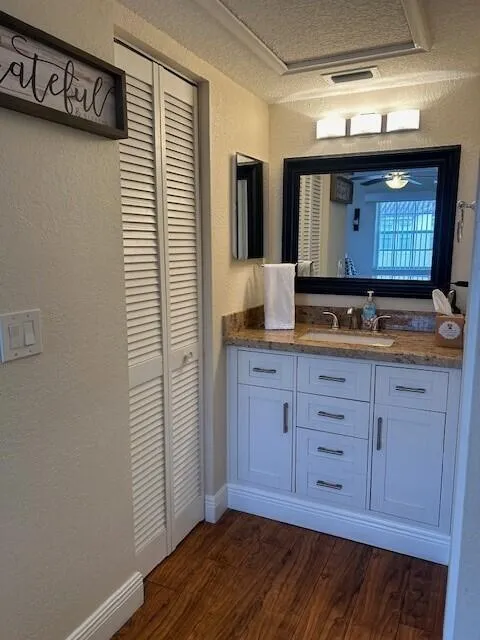 1040 Lake Shore Drive #105 Lake Park, FL 33403