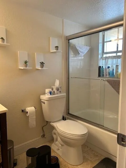 1040 Lake Shore Drive #105 Lake Park, FL 33403