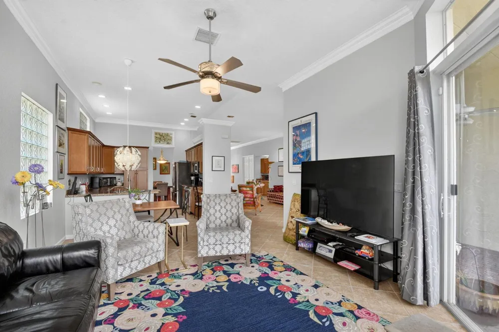 8553 E Via Grande E Wellington, FL 33411
