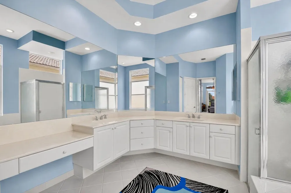 8553 E Via Grande E Wellington, FL 33411