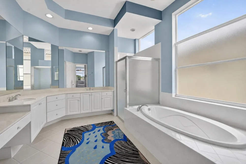8553 E Via Grande E Wellington, FL 33411