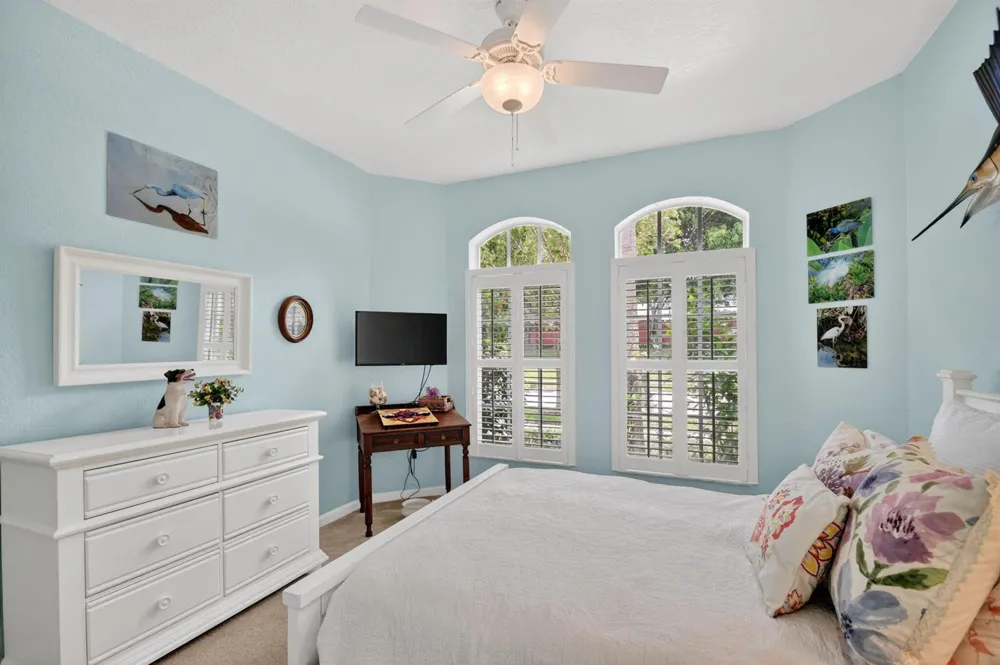 8553 E Via Grande E Wellington, FL 33411