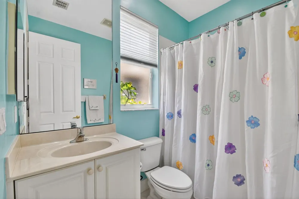 8553 E Via Grande E Wellington, FL 33411