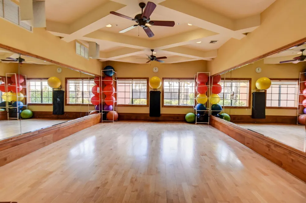 8553 E Via Grande E Wellington, FL 33411