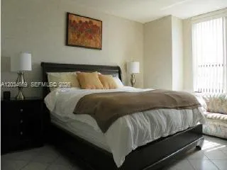 3505 S Ocean Dr #704 Hollywood, FL 33019