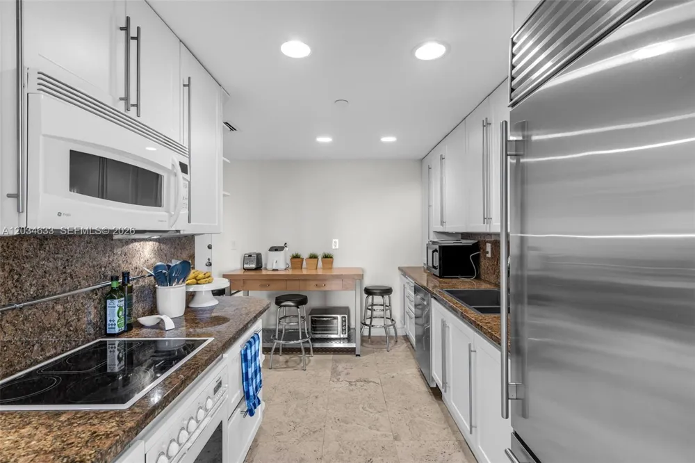 Address Not Shown Key Biscayne, FL 33149