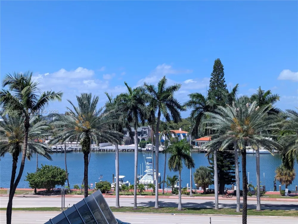 5161 Collins Ave #518 Miami Beach, FL 33140