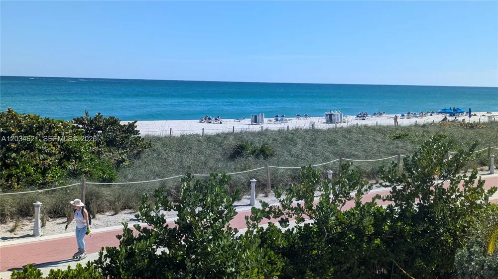 5161 Collins Ave #518 Miami Beach, FL 33140