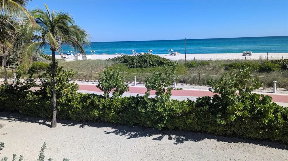 5161 Collins Ave #518 Miami Beach, FL 33140