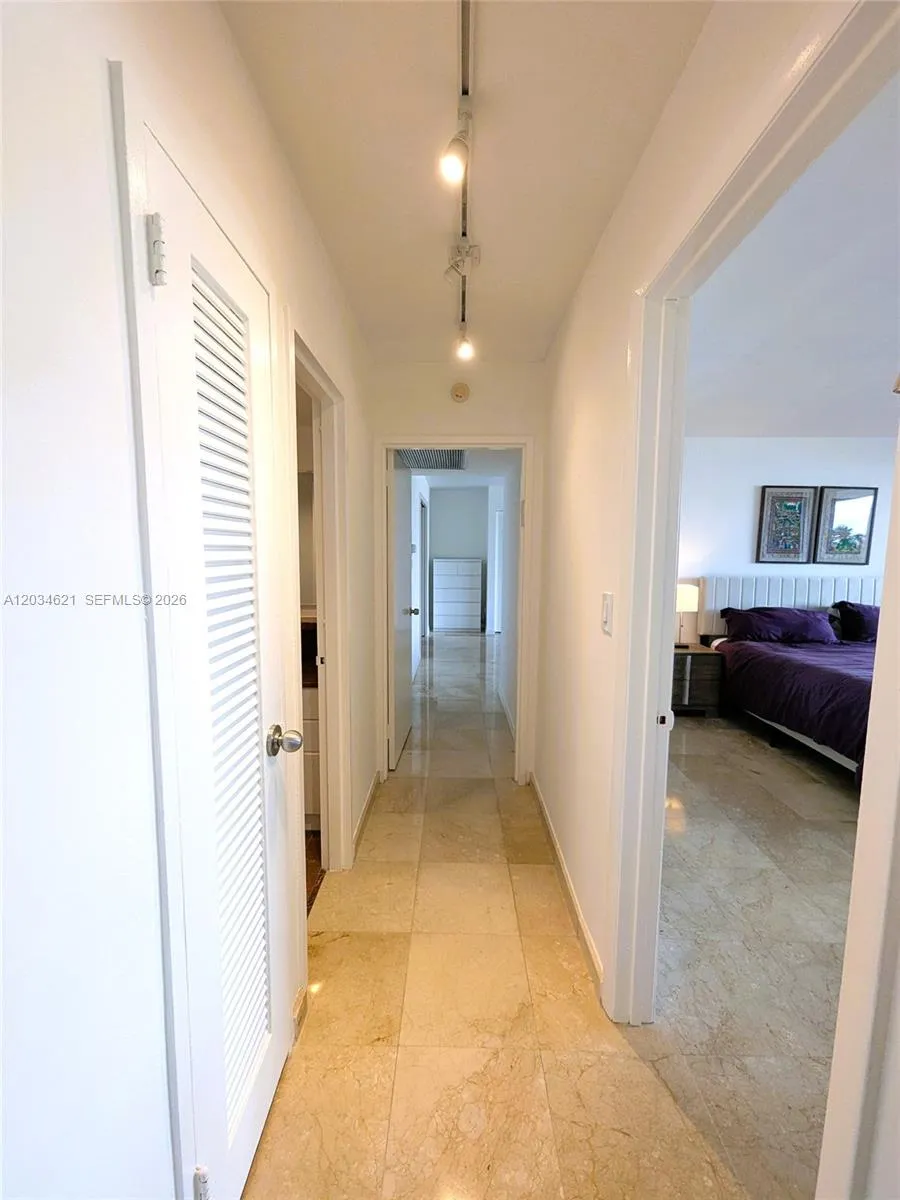 5161 Collins Ave #518 Miami Beach, FL 33140