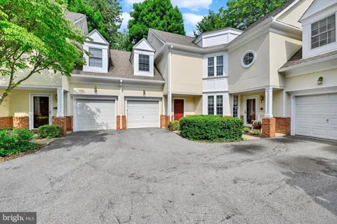 16 MARY CARROLL COURT #16