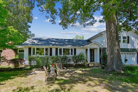 4950 BONNIEWOOD DRIVE