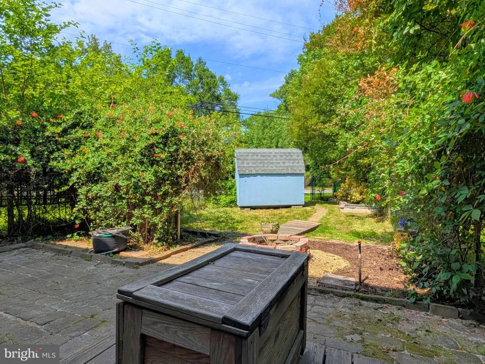 34 RIDGE ROAD Greenbelt, MD 20770